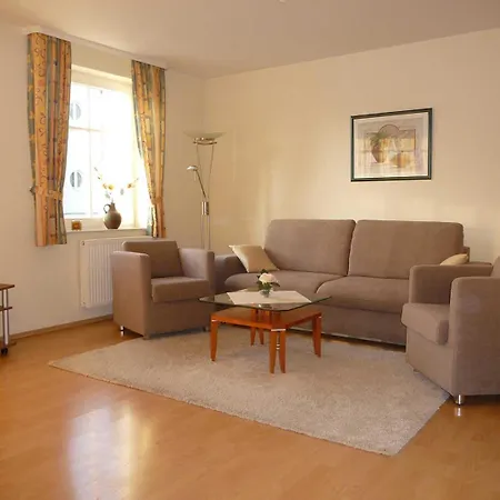 Alexandra - 13-06 Apartment Kuehlungsborn
